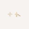 brinco em formato de estrela feito a mão em ouro 18k com diamante no centro