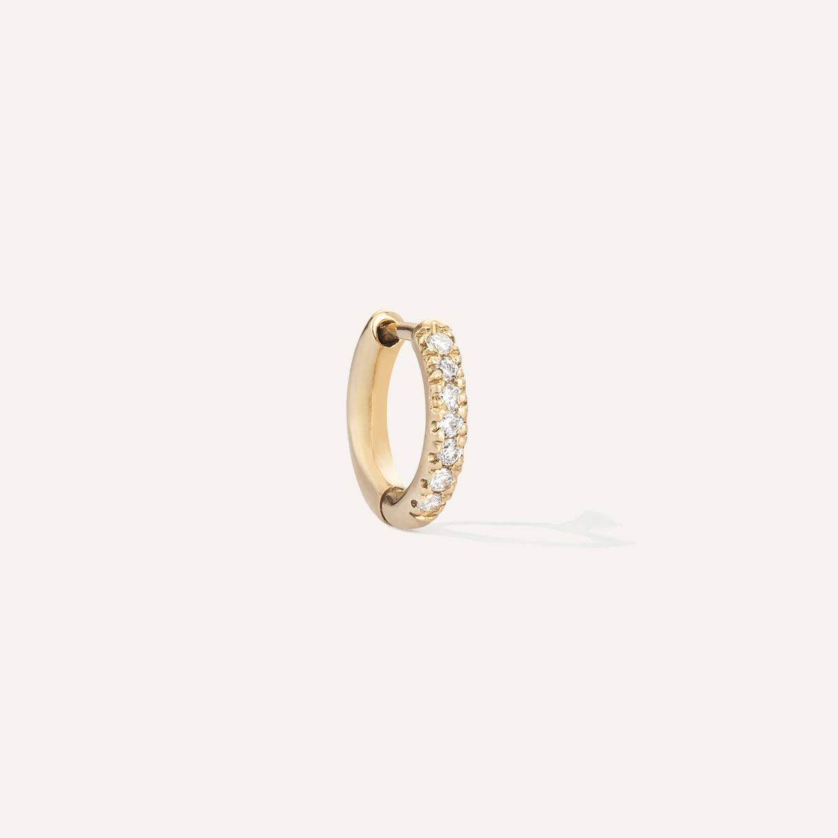 argolinha em ouro 18k com diamantes para segundo furo