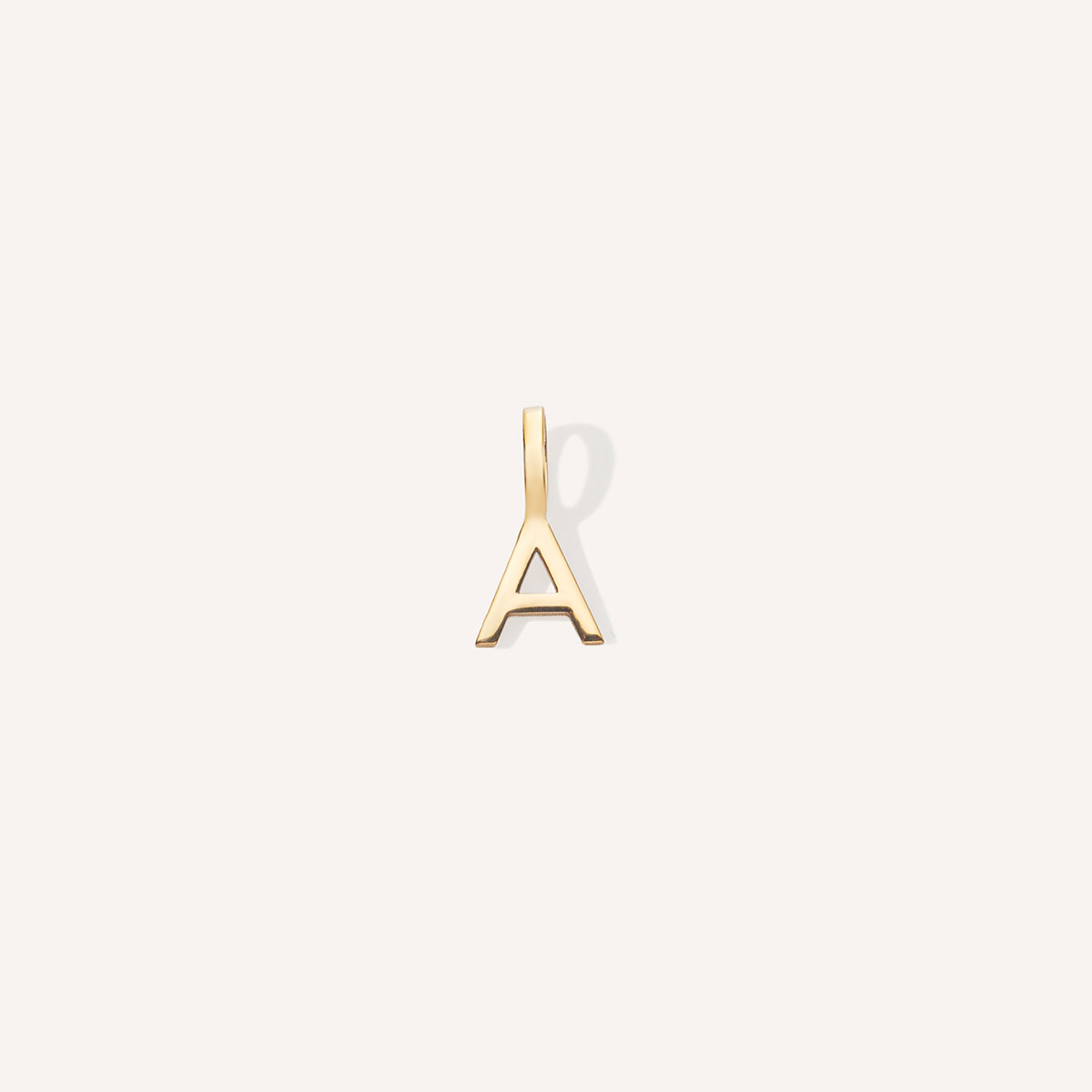 pingente letra ouro 18k delicado