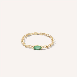 Anel de corrente em ouro 18k com esmeralda navete.