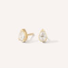 Brinco stud com diamante gota em ouro 18k fosco da Joias Liê.