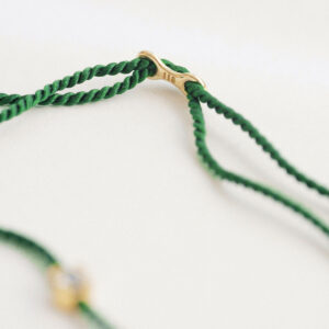 Alternative view of Pulseira Seda Verde