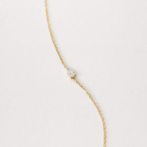 Pulseira em ouro amarelo 18k com diamante lapidação gota.