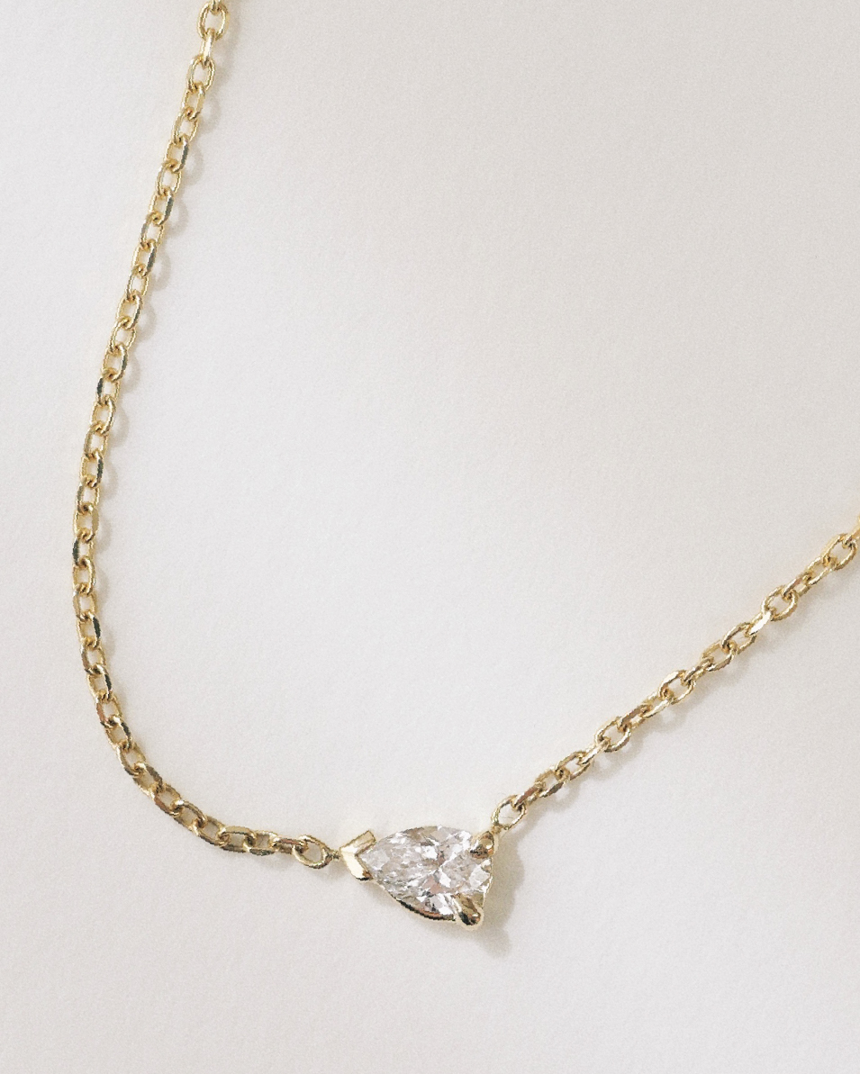 Colar de diamante gota em ouro 18k