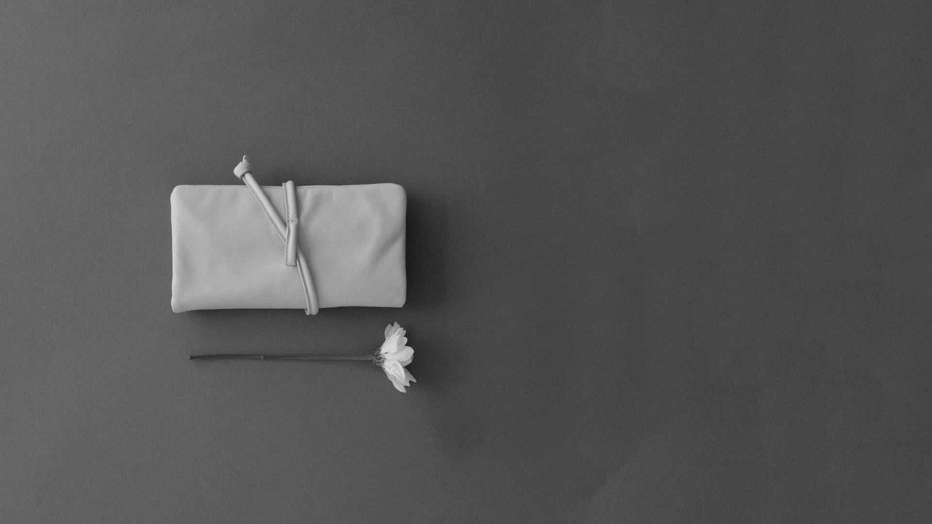 Porta-joias Abraço da Joias Liê para organizar e proteger joias com design minimalista